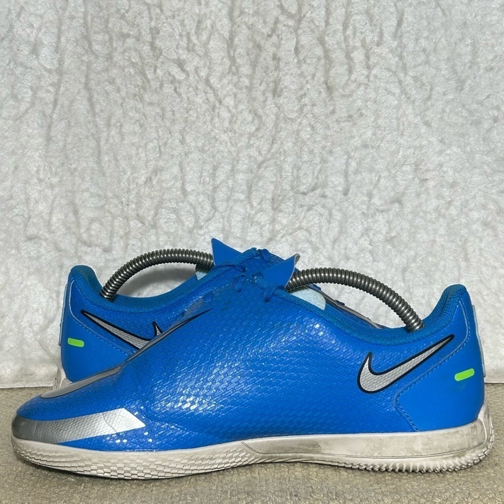 Nike Phantom GT Club IC Big Kids Blue Indoor Soccer Athletic Shoes SZ US 5.5 - Picture 7 of 11